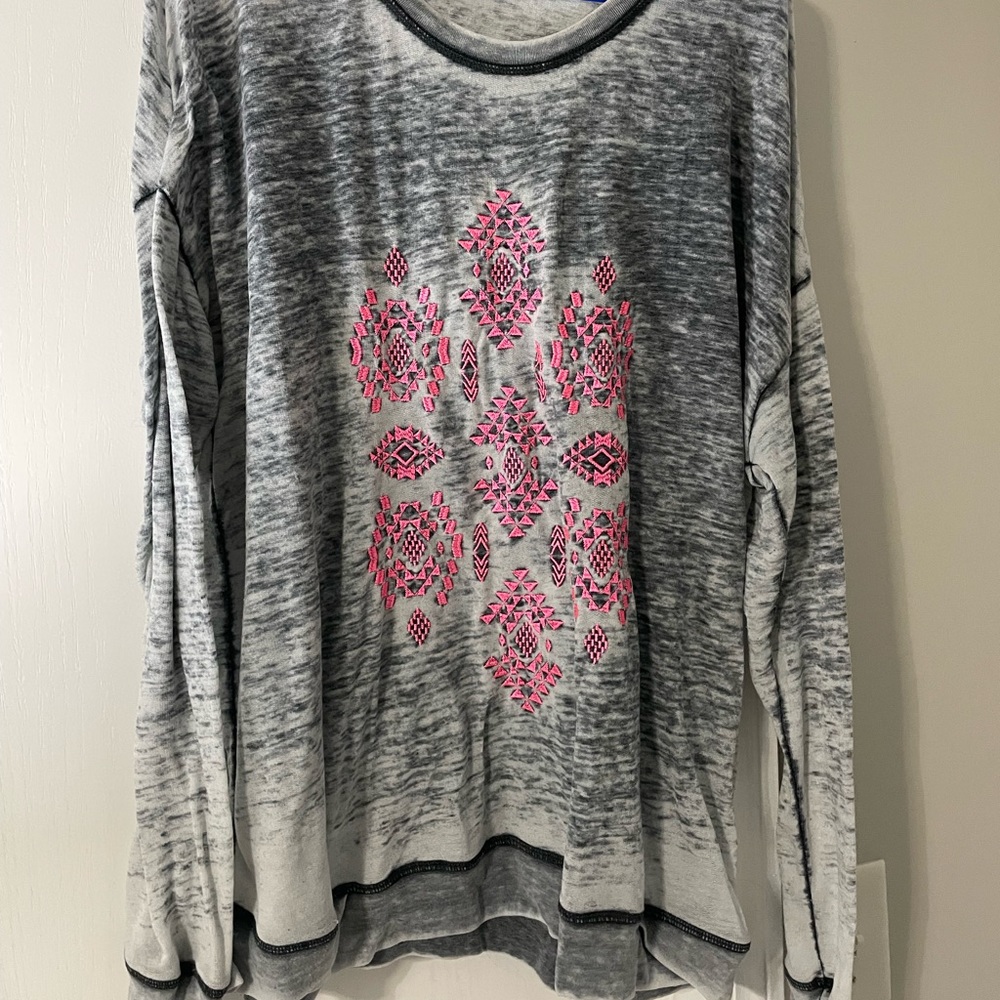 Long sleeve shirt
